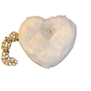 Juicy Couture White Faux Fur Wristlet Purse Y2K Rhinestone JC Charm Chain